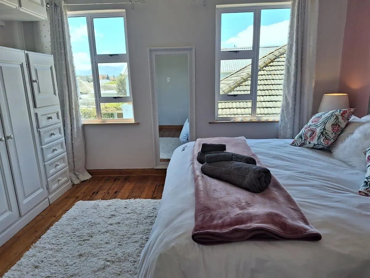 Holiday home Casa Mia Villa Muizenberg